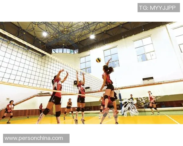 赛后分析:深圳排球队与重庆排球队在比赛中的战术灵活性对比探讨